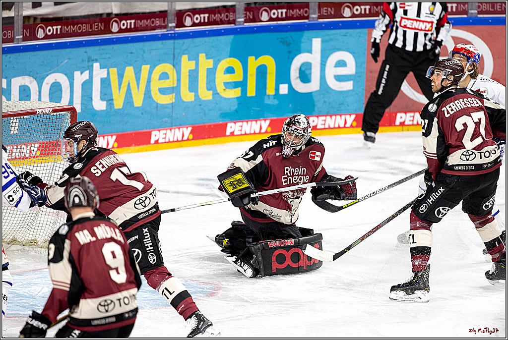 PENNY DEL;  Koelner Haie - Schwenninger Wild Wings; Koeln, 21.03.2021